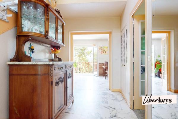 SAINTE FOY LES LYON - MAISON FAMILIALE 6 PIECES 134m² - TERRAIN AVEC VUE - 652m²