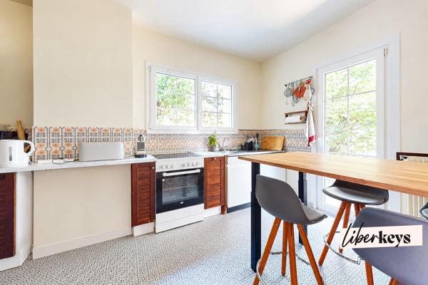 SAINTE FOY LES LYON - MAISON FAMILIALE 6 PIECES 134m² - TERRAIN AVEC VUE - 652m²