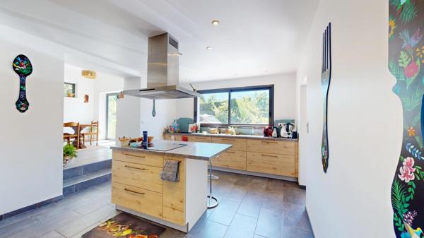 ? Maison familiale rare à Marin ?