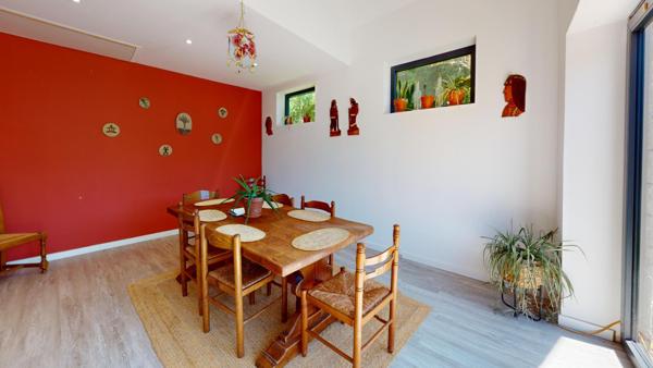 ? Maison familiale rare à Marin ?