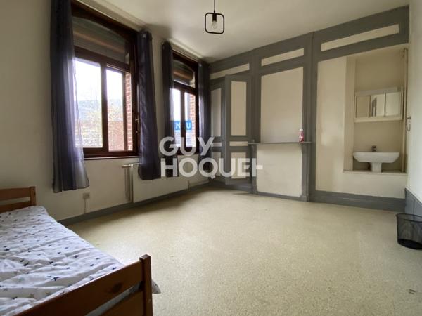 BAS SAINT HONORÉ - IMMEUBLE D'ENVIRON 95M² COMPRENANT 6 LOTS