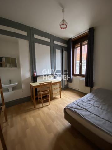 BAS SAINT HONORÉ - IMMEUBLE D'ENVIRON 95M² COMPRENANT 6 LOTS