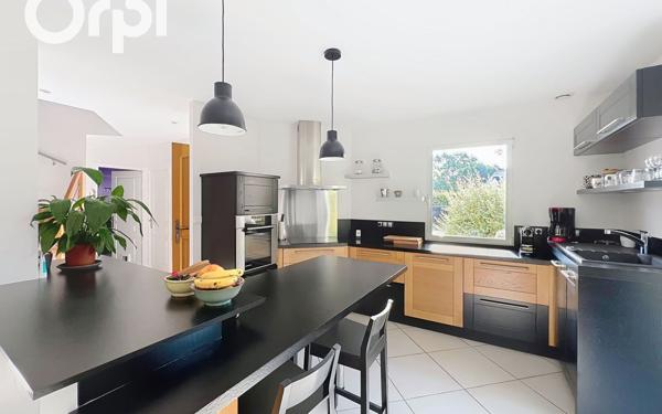 Maison à vendre    6 pièces •  Guérande