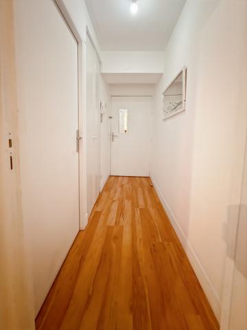 Marseille (13002) Studio meublé en parfait état – Rue de la République