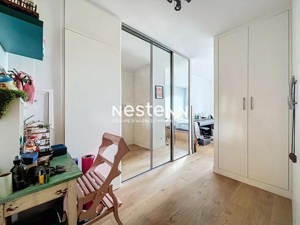 ISSY LES MOULINEAUX - ILE SAINT GERMAIN - Vente Appartement 5 pièces traversant au dernier étage avec balcons