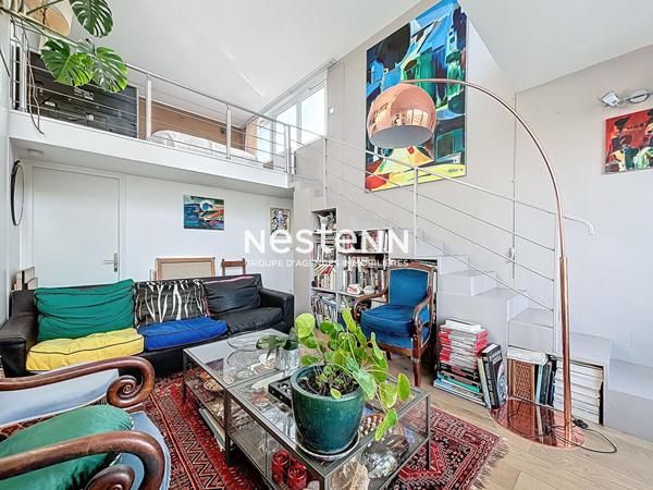 ISSY LES MOULINEAUX - ILE SAINT GERMAIN - Vente Appartement 5 pièces traversant au dernier étage avec balcons