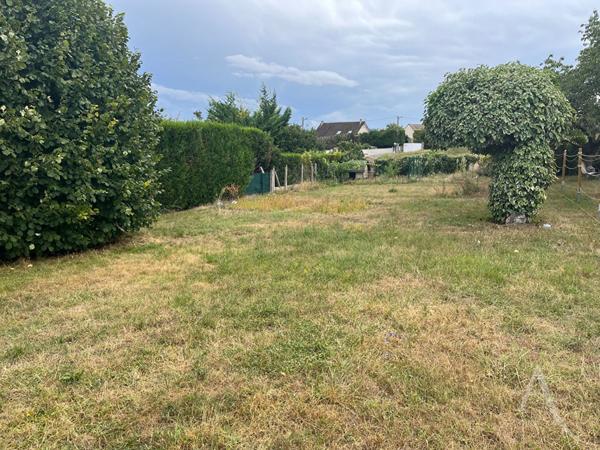 Terrain Follainville Dennemont 360 m2