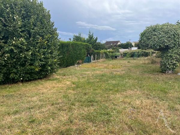 Terrain Follainville Dennemont 360 m2