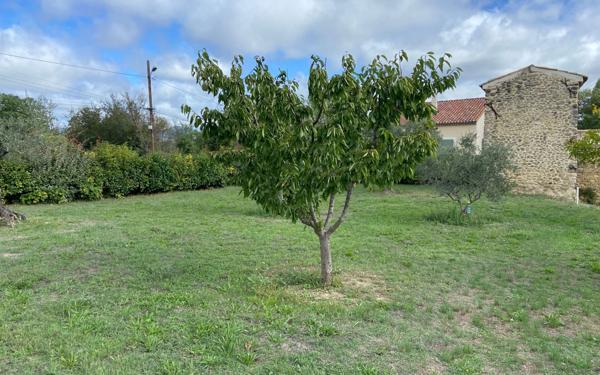Terrain à vendre    Pierrevert