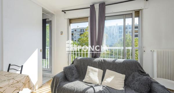 À vendre Studio 21.07 m² - Antony 92160