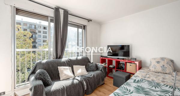 À vendre Studio 21.07 m² - Antony 92160
