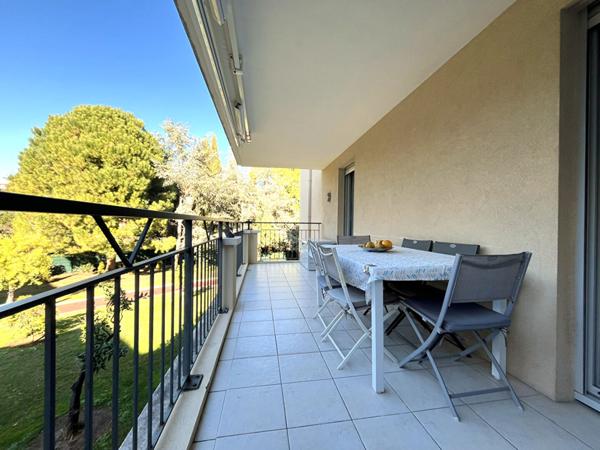 Appartement 3 pièces 61 m2 Piscine Double garage