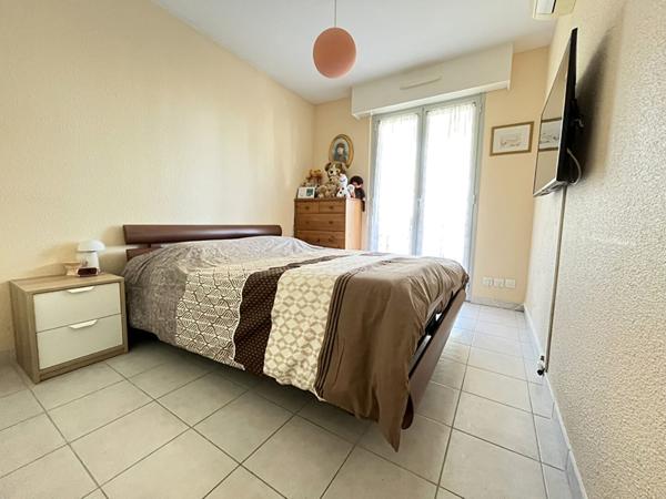 Appartement 3 pièces 61 m2 Piscine Double garage