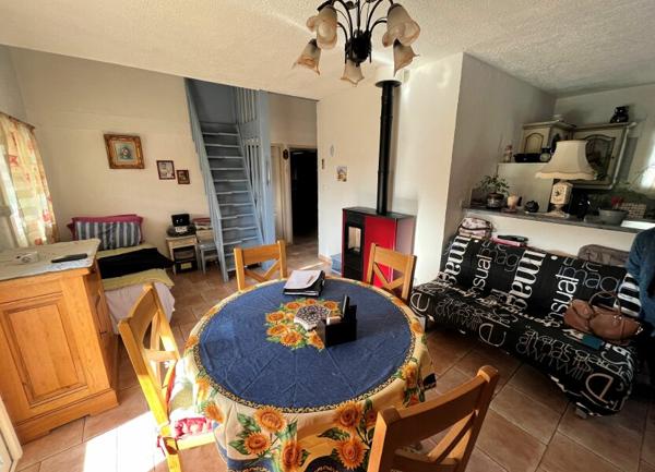 Maison à vendre    4 pièces • 55 m2 Le Castellet