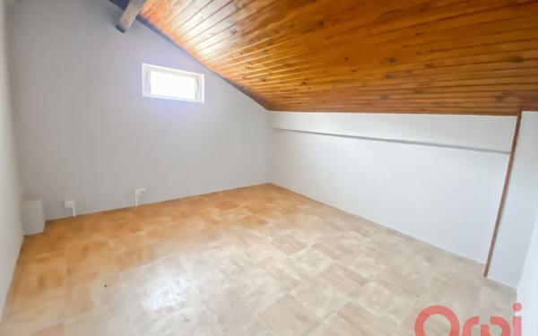 Appartement à louer    1 pièce •  Moissac