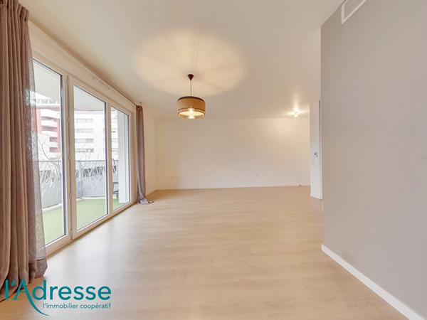 Appartement Noisy Le Grand 3 pièce(s) 63 M² SANS TRAVAUX