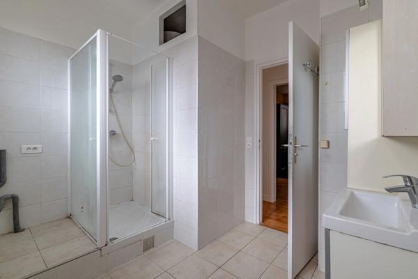 - 94140 ALFORTVILLE - SECTEUR MAIRIE - 2 OU 3 CHAMBRES - CALME - CAVE -