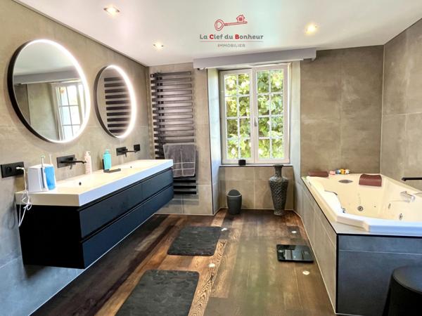 vente maison - 8 pièce(s)