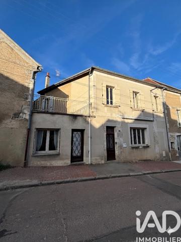 Maison à vendre 6 pièces 135 m² Saint-Bris-le-Vineux