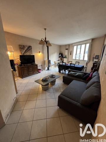 Maison à vendre 6 pièces 135 m² Saint-Bris-le-Vineux
