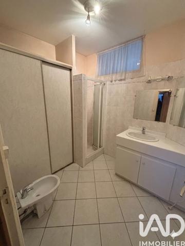 Maison à vendre 6 pièces 135 m² Saint-Bris-le-Vineux