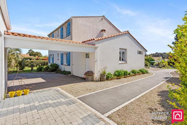 EXCLUSIVITÉ .  Grande maison familiale , rénovation récente et de qualité , 6 chambres