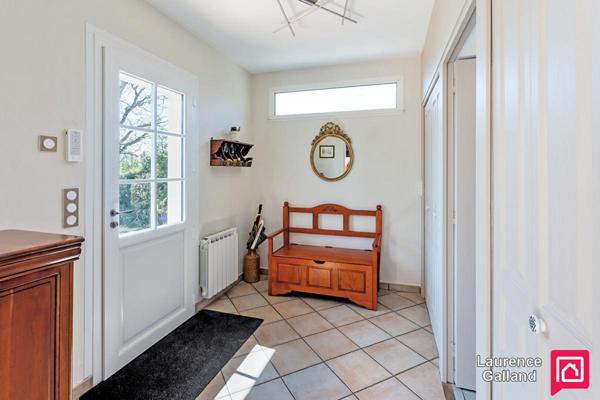 EXCLUSIVITÉ .  Grande maison familiale , rénovation récente et de qualité , 6 chambres