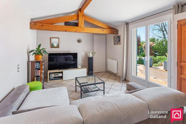 EXCLUSIVITÉ .  Grande maison familiale , rénovation récente et de qualité , 6 chambres