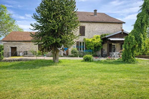 Châteauvillain maison 252 m 2
