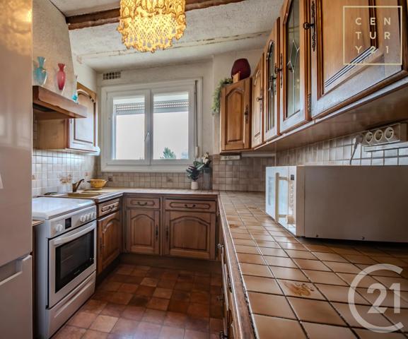 Appartement F5 à vendre  5 pièces - 65,02 m 2   MAUBEUGE  - 59