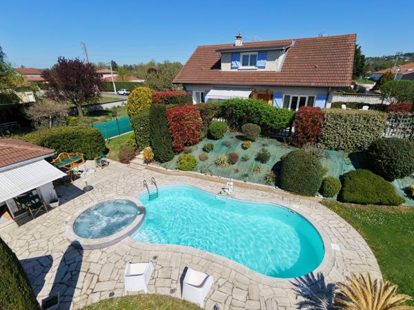 Saint-Just-Saint-Rambert (42170) Maison 7 pièces de 183 m2 sur 1450m2 de terrain