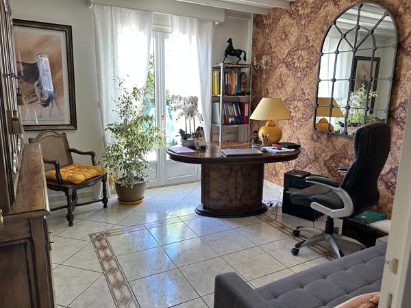 Saint-Just-Saint-Rambert (42170) Maison 7 pièces de 183 m2 sur 1450m2 de terrain