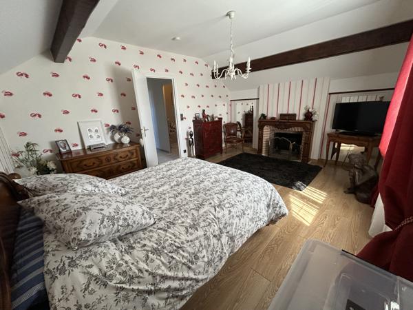 Saint-Just-Saint-Rambert (42170) Maison 7 pièces de 183 m2 sur 1450m2 de terrain