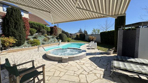 Saint-Just-Saint-Rambert (42170) Maison 7 pièces de 183 m2 sur 1450m2 de terrain