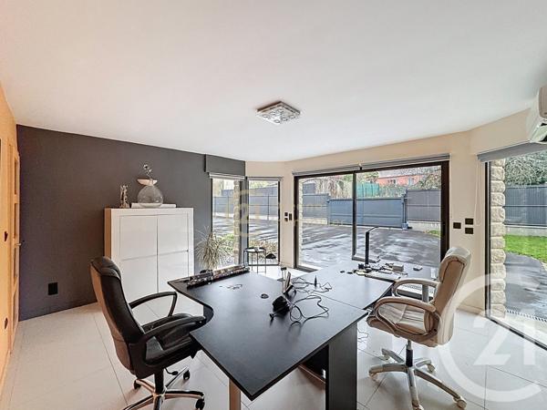 Maison à vendre  9 pièces - 249 m2 LAILLE - 35