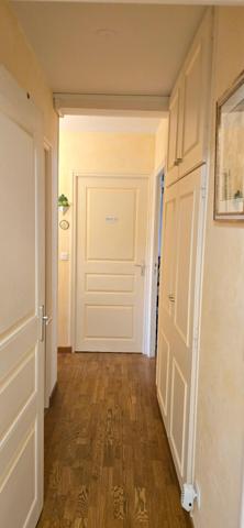 A deux pas de la place des Epars, superbe Appartement T4 avec balcon et garage !