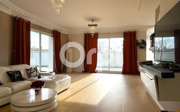 Maison à vendre    7 pièces •  Évreux