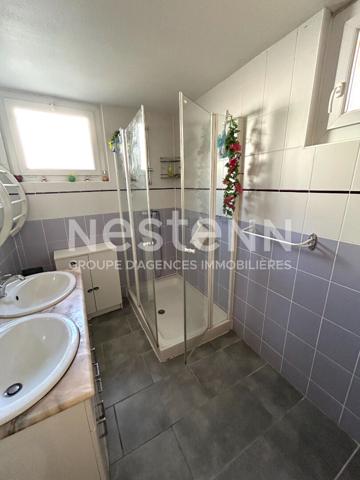 MAISON DE PLAIN PIED AVEC VERANDA ET COIN JARDIN