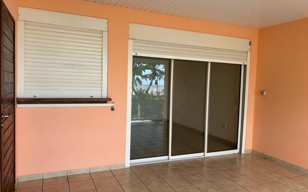 Appartement à louer    2 pièces •  Remire-Montjoly