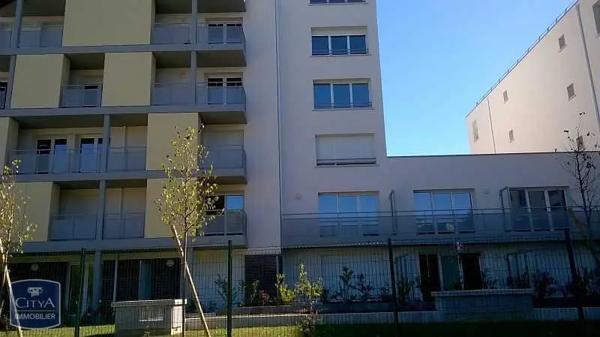 Appartement à louer 2 pièces 37.72m² Le Mée-sur-Seine (77350)