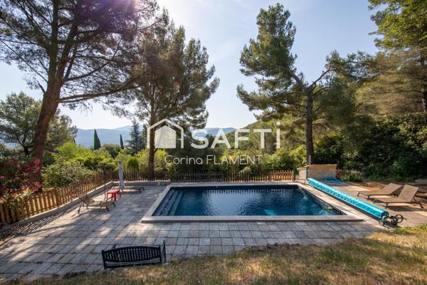 Maison 119 m² avec piscine nichée sur les hauteurs du Beausset