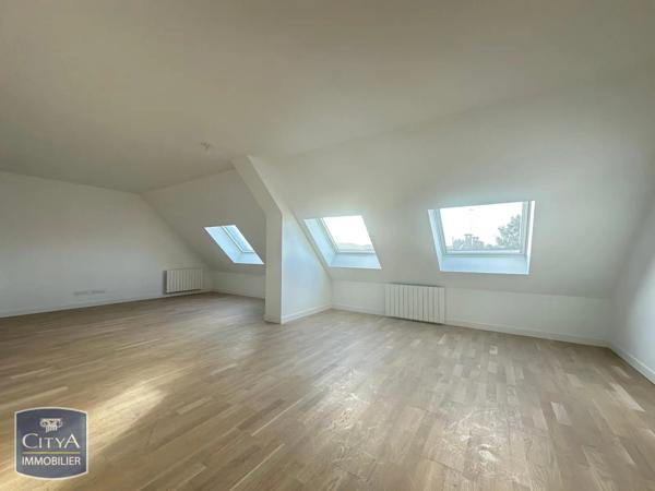 Appartement à louer 3 pièces 55.27m² Chartres (28000)