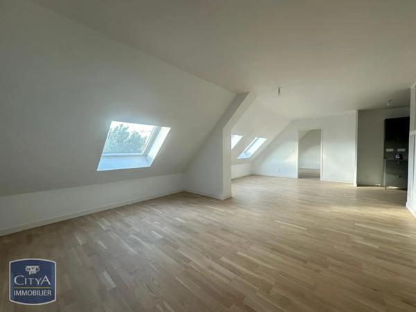 Appartement à louer 3 pièces 55.27m² Chartres (28000)