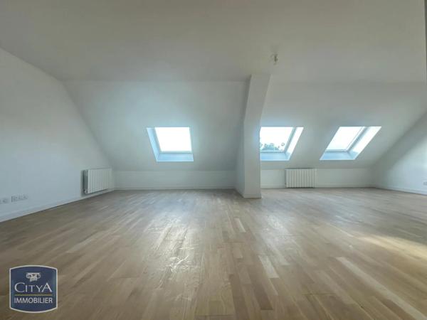 Appartement à louer 3 pièces 55.27m² Chartres (28000)