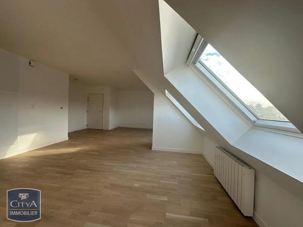 Appartement à louer 3 pièces 55.27m² Chartres (28000)
