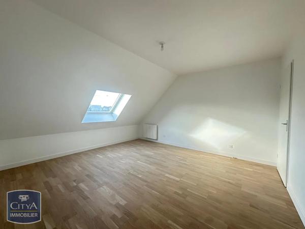 Appartement à louer 3 pièces 55.27m² Chartres (28000)