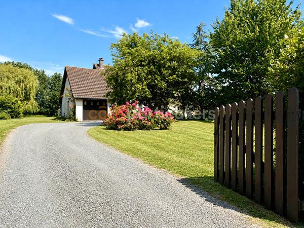 Vente
                Maison73 m² - 3 Pièces -
                    MONTMARTIN SUR MER (50590)