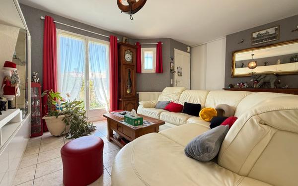 Maison à vendre    5 pièces •  Saint-Palais-sur-Mer