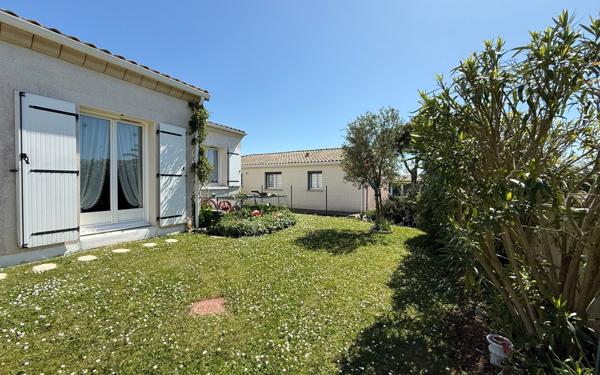 Maison à vendre    5 pièces •  Saint-Palais-sur-Mer