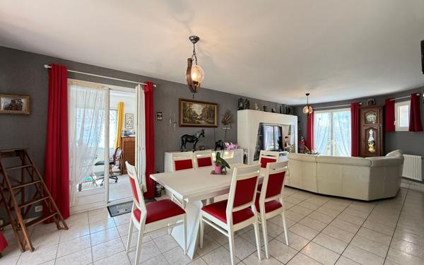 Maison à vendre    5 pièces •  Saint-Palais-sur-Mer